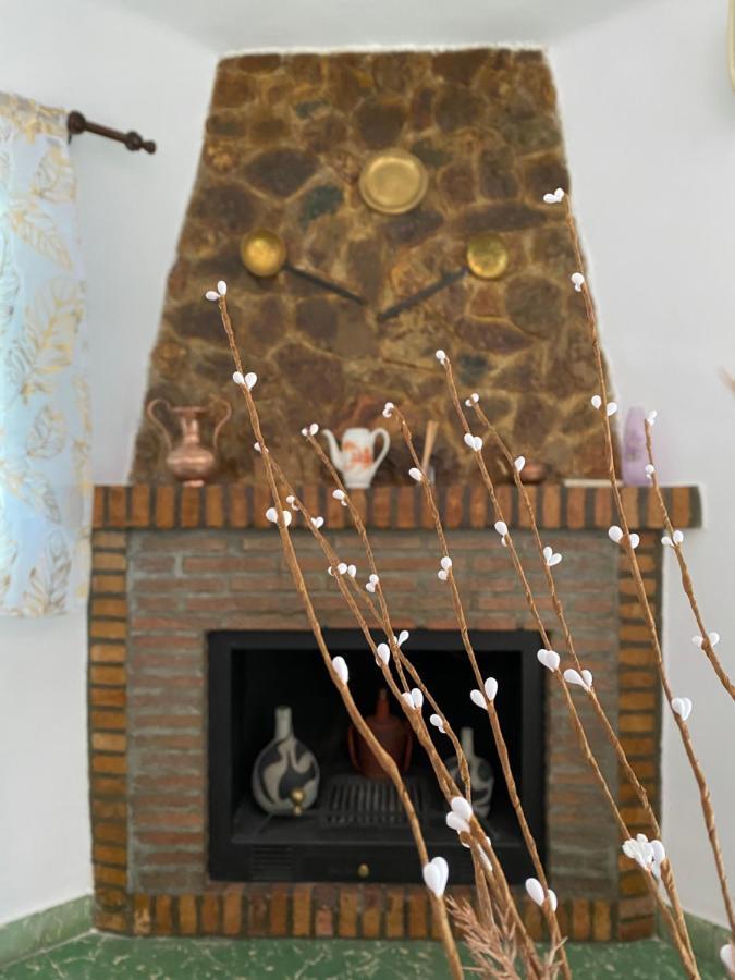 דירות מונאצ'יל Casita Rural La Rosa De La Huerta Con Chimenea Interior מראה חיצוני תמונה