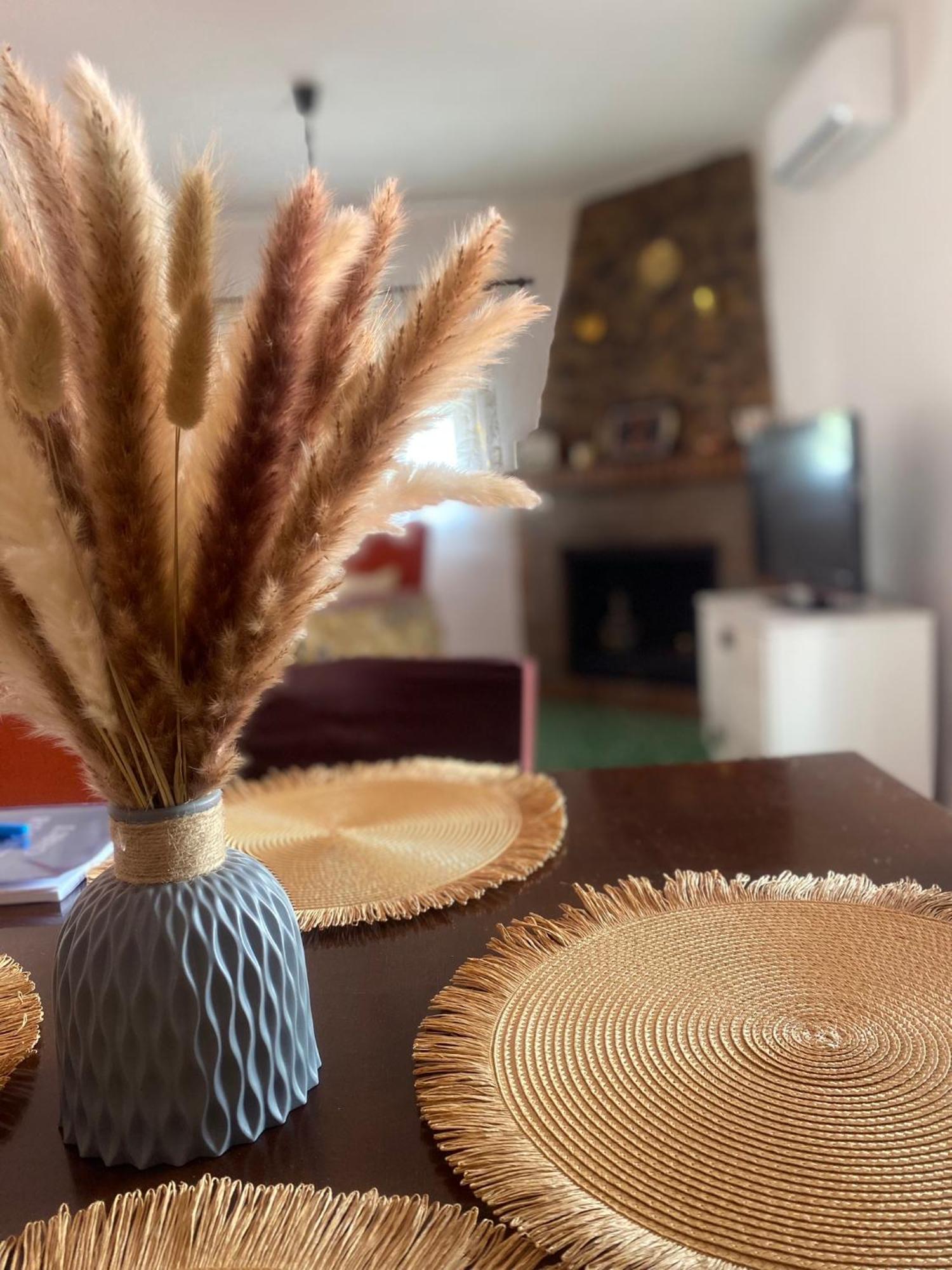 דירות מונאצ'יל Casita Rural La Rosa De La Huerta Con Chimenea Interior מראה חיצוני תמונה